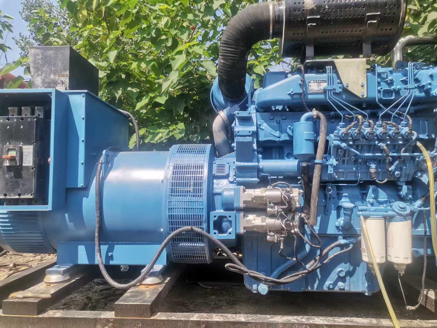 蓬溪详细说明降低 800kW 柴油发电机输出电流波动的方法